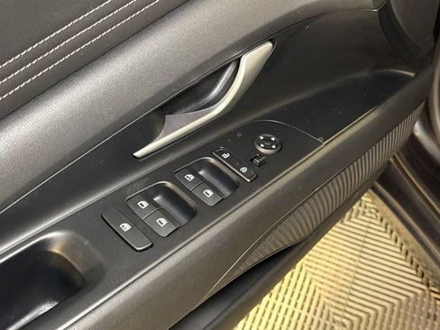 Used 2021 Hyundai Elantra SEL w/ Convenience Package image 22