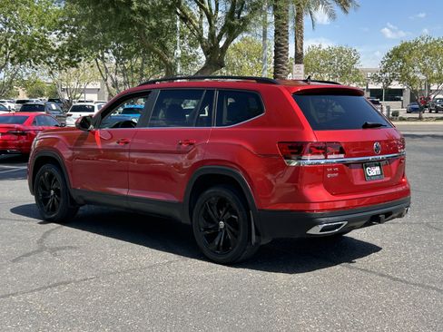 Used 2023 Volkswagen Atlas SE w/ Panoramic Sunroof Package AWD/4WD image 3