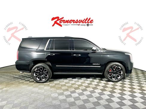 Used 2019 GMC Yukon Denali w/ Denali Ultimate Package image 8