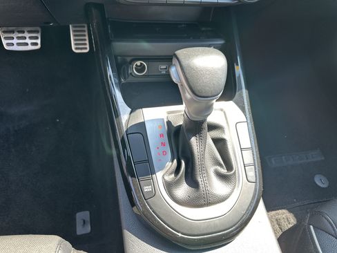 Used 2024 Kia Forte GT-Line w/ GT-Line Premium Package image 29