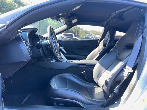 Used 2017 Chevrolet Corvette Stingray Coupe w/ 1LT image 12