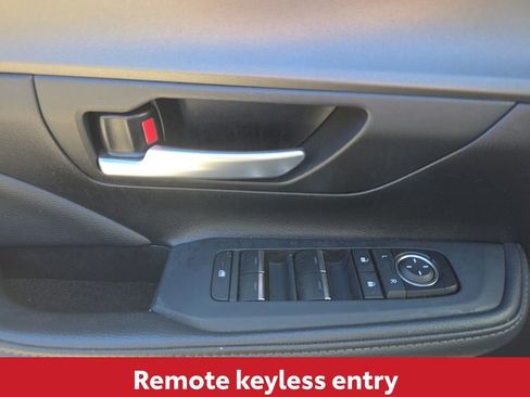 Used 2024 Toyota Grand Highlander XLE image 22