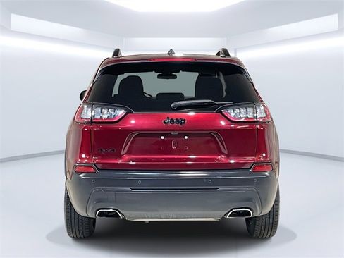 Used 2020 Jeep Cherokee Latitude Plus image 7