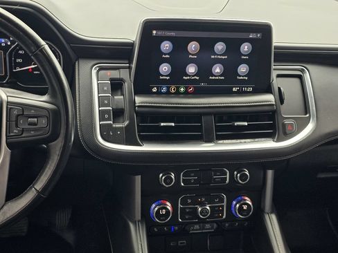 Used 2021 GMC Yukon SLT w/ SLT Luxury Plus Package AWD/4WD image 17