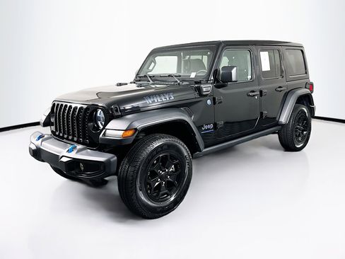 Used 2023 Jeep Wrangler Unlimited w/ Sun & Screen Package AWD/4WD image 3