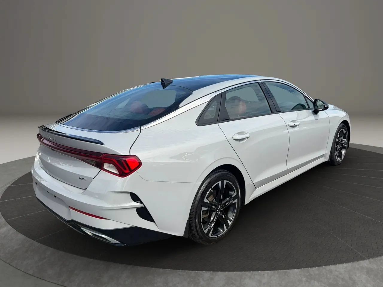 Used 2023 Kia K5 GT-Line AWD/4WD image 5