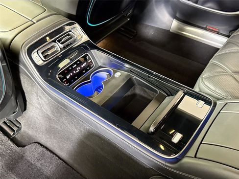 Used 2022 Mercedes-Benz Maybach S 580 4MATIC image 27