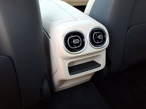 New 2026 Mercedes-Benz GLC 300 GLC 300 image 19