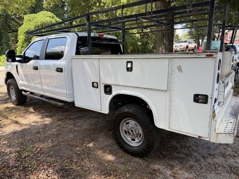 Used 2017 Ford F250 XL w/ Power Equipment Group AWD/4WD image 2