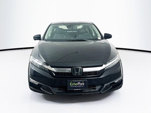 Used 2018 Honda Clarity Plug-In Hybrid image 2
