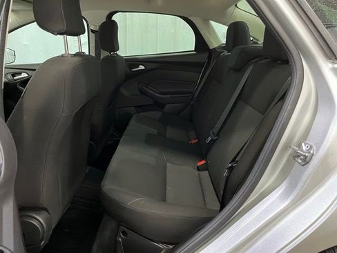 Used 2018 Ford Focus SE image 10