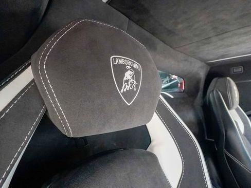 Used 2018 Lamborghini Aventador S AWD/4WD image 78