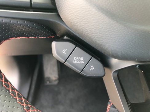 Used 2025 Dodge Charger R/T w/ Sun & Sound Package image 18