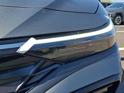 New 2026 Hyundai Elantra SEL Sport Premium FWD image 9