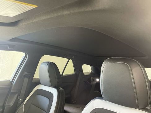 New 2025 Chevrolet Blazer EV LT image 30