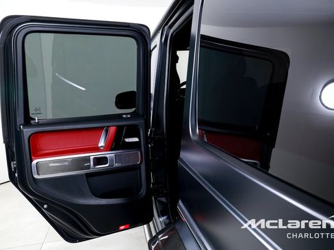 Used 2022 Mercedes-Benz G 550 image 17