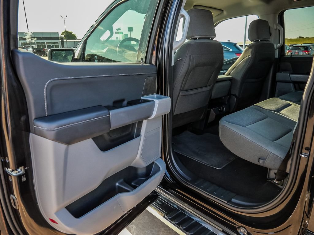 Used 2025 Ford F150 XLT w/ Equipment Group 301A Standard AWD/4WD image 22