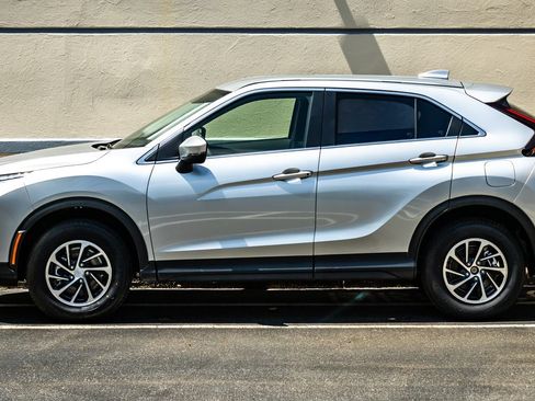 New 2026 Mitsubishi Eclipse Cross ES AWD/4WD image 4