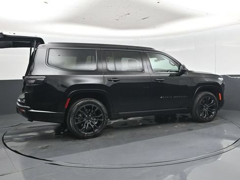 New 2026 Jeep Grand Wagoneer Summit AWD/4WD image 3