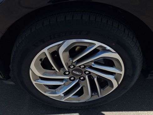Used 2025 Lincoln Navigator Reserve AWD/4WD image 35
