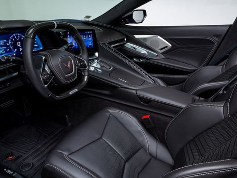 Used 2024 Chevrolet Corvette Z06 image 19