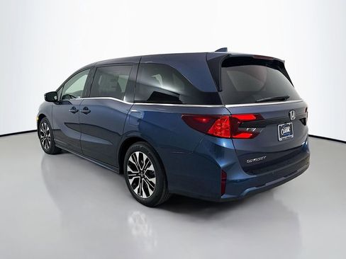 New 2026 Honda Odyssey Elite image 5