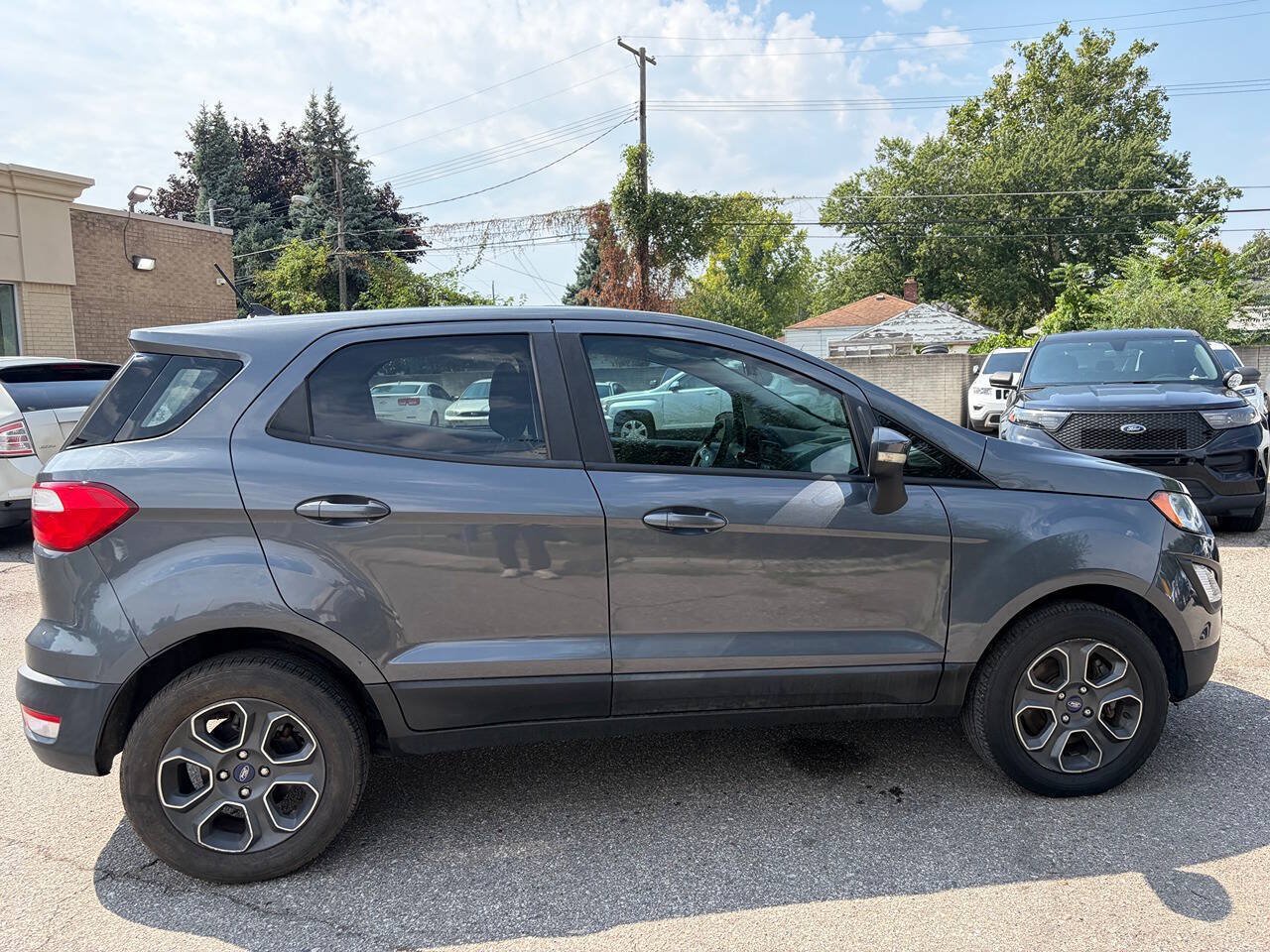 Used 2020 Ford EcoSport S FWD image 4