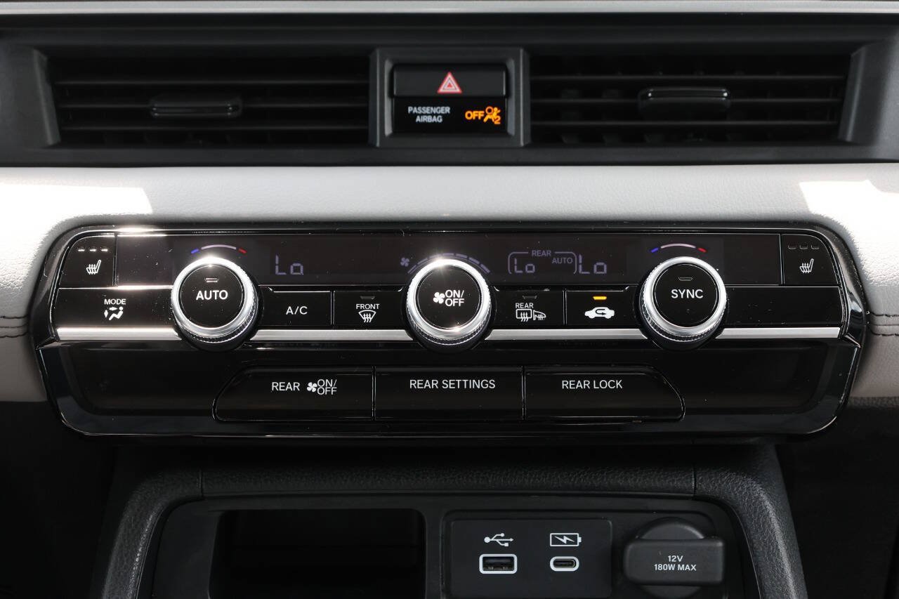 Used 2025 Honda Pilot Touring image 22