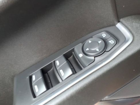 Used 2024 Chevrolet Silverado 1500 LT Trail Boss w/ Convenience Package II AWD/4WD image 16