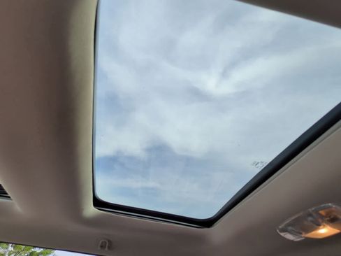 Used 2012 Ford Edge SEL image 18