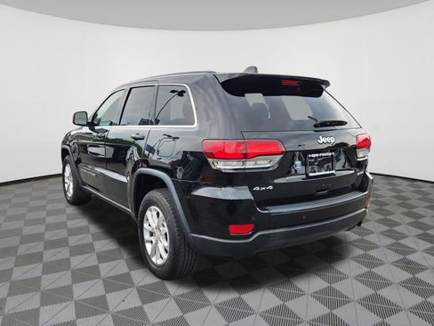 Used 2022 Jeep Grand Cherokee Laredo X AWD/4WD image 3