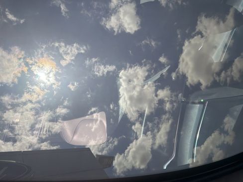 Used 2014 Tesla Model S RWD image 4