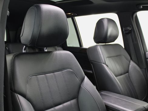 Used 2018 Mercedes-Benz GLS 450 4MATIC w/ Premium Package image 50