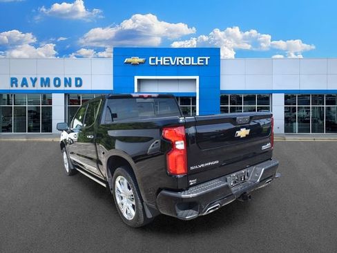 Certified 2023 Chevrolet Silverado 1500 High Country AWD/4WD image 5