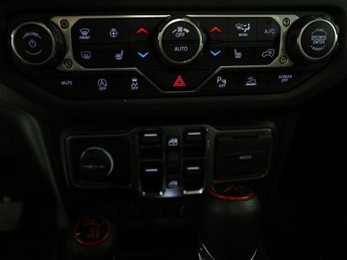 Used 2025 Jeep Gladiator Sport AWD/4WD image 49