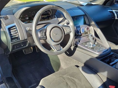 Used 2021 Jaguar F-TYPE Convertible image 7