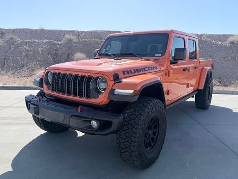 Used 2025 Jeep Gladiator Rubicon AWD/4WD image 1