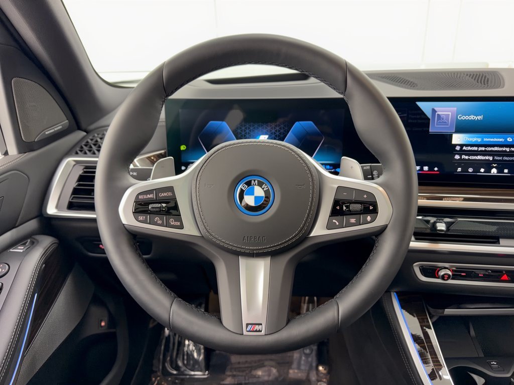 Used 2026 BMW X5 xDrive50e w/ M Sport Package AWD/4WD image 10