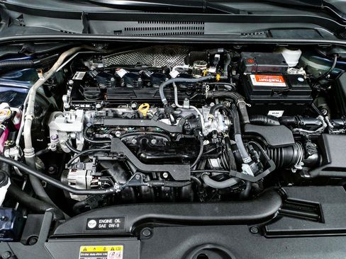 Used 2025 Toyota Corolla SE FWD image 33