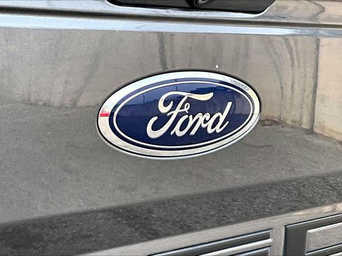 Certified 2019 Ford F150 Lariat image 31