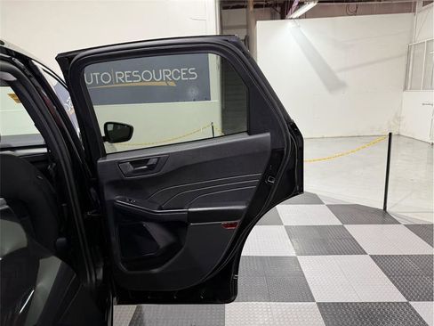 Used 2024 Ford Escape Active image 28