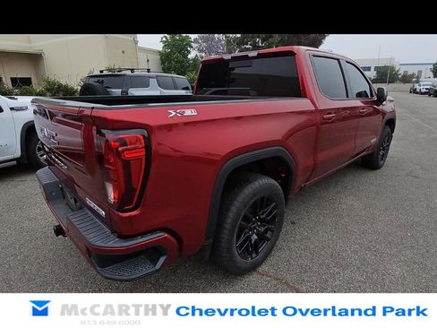 Used 2022 GMC Sierra 1500 Elevation w/ Elevation Premium Package AWD/4WD image 3