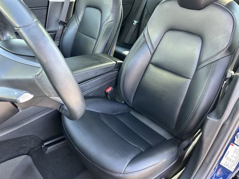 Used 2018 Tesla Model 3 Long Range RWD image 18