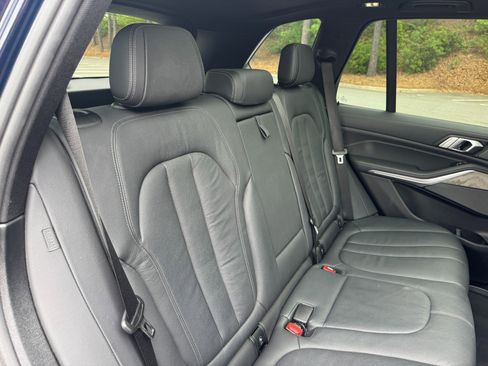 Used 2020 BMW X5 M50i w/ Premium Package AWD/4WD image 59