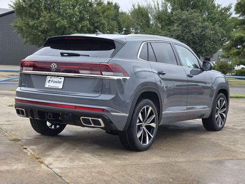 New 2026 Volkswagen Atlas Cross Sport SEL Premium R-Line AWD/4WD image 4