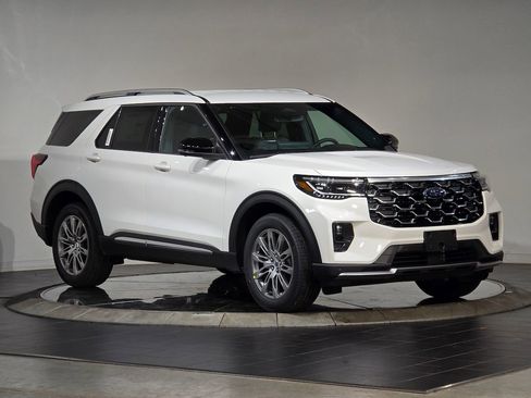 New 2026 Ford Explorer Platinum image 2