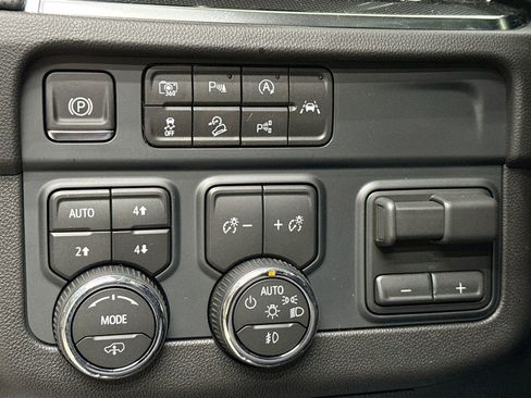 New 2026 Chevrolet Tahoe RST w/ Advanced Technology Package AWD/4WD image 11