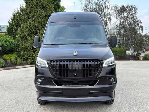 Used 2022 Mercedes-Benz Sprinter 3500 image 40