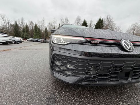 New 2026 Volkswagen GTI SE image 24