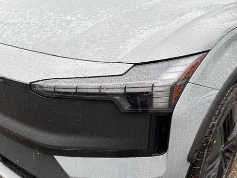 New 2026 Volvo EX30 Cross Country Ultra w/ Protection Package AWD/4WD image 7